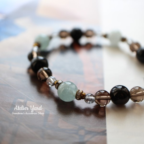 no.142「持ち主を守り全てを浄化する」アクアマリン、モリオンの