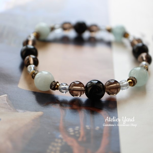 アクアマリン、モリオン、ルチル、アクアオーラ水晶、アメジスト、スギライトのブレス アクアマリン、モリオン、ルチル、アクアオーラ水晶、アメジスト