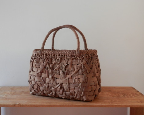山ぶどうbag 10 山葡萄のつる（皮）で編んだバッグ かごバッグ