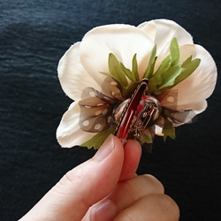 コサージュ ［ anemone corsage & headdress ( クリームベージュ ) ］ 4枚目の画像