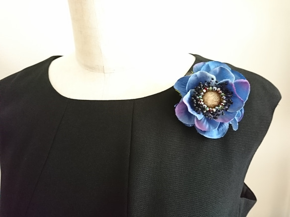 コサージュ ［ anemone corsage & headdress ( ブルー ) ］ 5枚目の画像