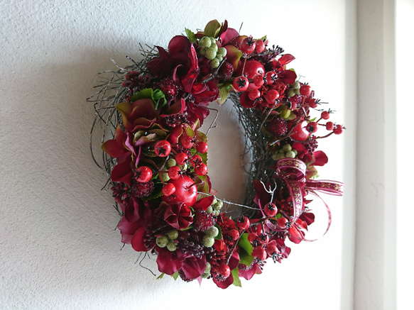 リース［ red petal & berry wreath ］ 5枚目の画像