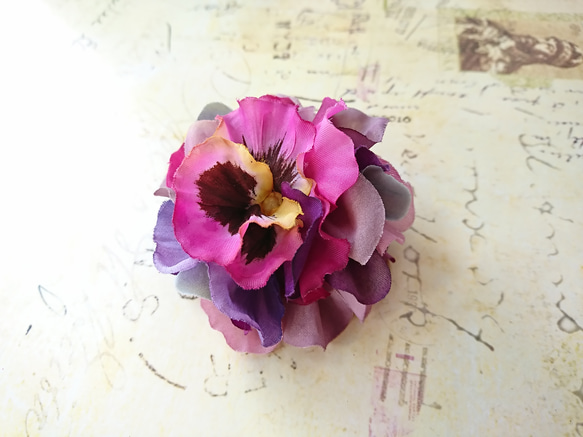 コサージュ ［ pansy frill corsage ］ 1枚目の画像