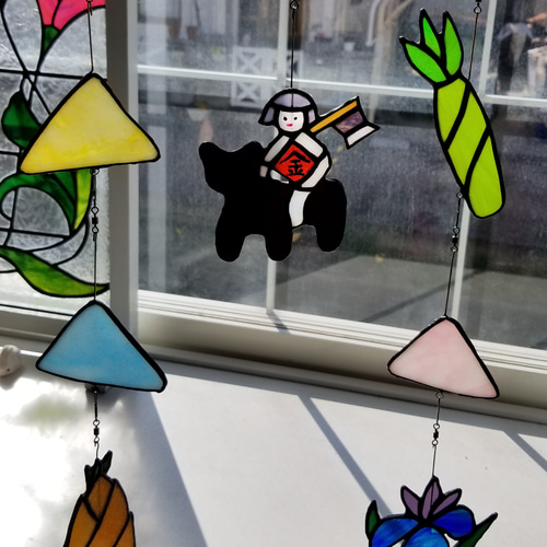 お孫さん(男の子)のお誕生祝いに ステンドグラス製 端午の節句の