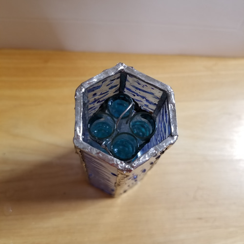 アンティーク　花瓶　ステンドグラス風 アンティーク 花瓶 ステンドグラス風の通販 by コレ's shop｜ラクマ