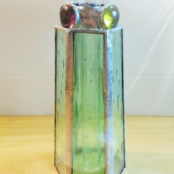 ステンドグラス製　アンティーク調　グリーンのフラワーベース(花瓶) 4枚目の画像