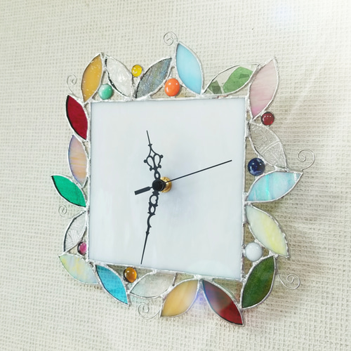 ステンドグラスリーフモチーフのウォールクロック壁掛け時計