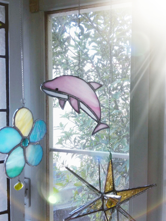 ステンドグラス イルカのサンキャッチャー サンキャッチャー