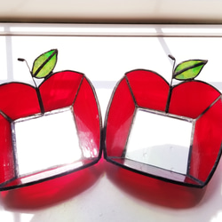 ステンドグラス　真っ赤なリンゴの小物入れ 3枚目の画像