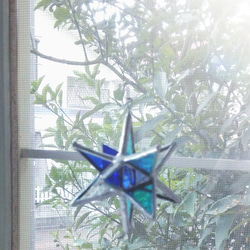 幸運を呼ぶ！平和のシンボル ステンドグラス製ツインバードのサン