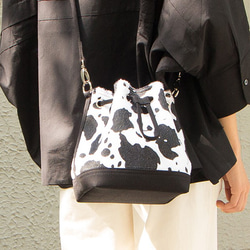 牛柄エコファーx牛革x帆布 ミニショルダーバッグ（Sサイズ）可愛い