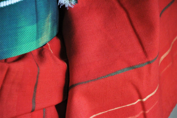 イタリアンレッドに一筋のリボンラインがサイケデリックでモダン　裄66.5ｃｍ　ウール着物和裁師手縫い着物 9枚目の画像