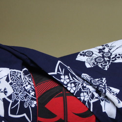 手染め藍注染 型染浴衣 濃紺 桔梗が揺れる絵になる洗練ディテール秋の