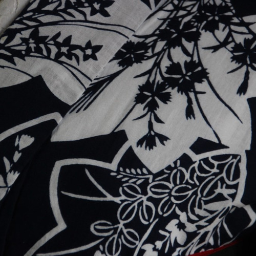 手染め藍注染 型染浴衣 濃紺 桔梗が揺れる絵になる洗練ディテール秋の