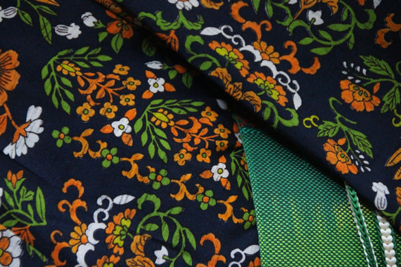 濃紺×オレンジ　中華風のオリエンタルな花柄　裄68ｃｍ　お袖長めトールサイズ　ウール　　和裁師手縫い着物 10枚目の画像