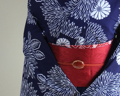 手染め藍 型染浴衣 濃紺 大輪の花が大人の落ち着いた華やかさを演出