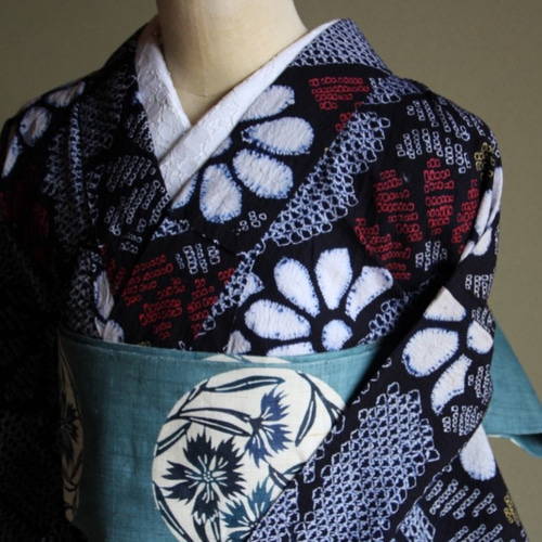 Sakura【最高級品】伝統工芸『有松鳴海絞』浴衣　反物　橙　花柄 綿 Sakura【最高級品】伝統工芸『有松鳴海絞』浴衣 反物 橙 花柄 綿 体験！