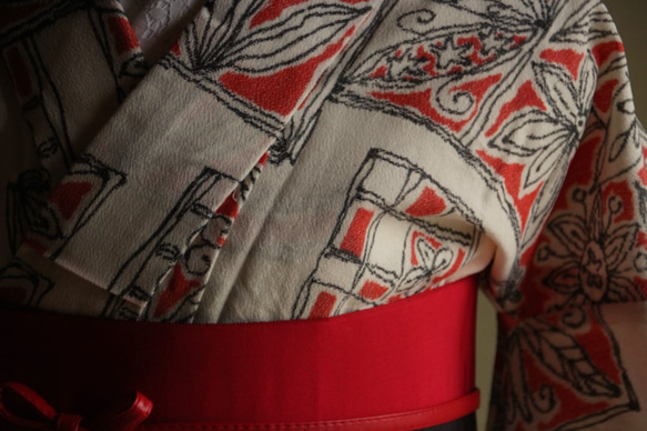 イラスト風花柄がパリのモダンガール風　裄67.5ｃｍ　トールさんサイズウール　和裁師手縫い着物 7枚目の画像