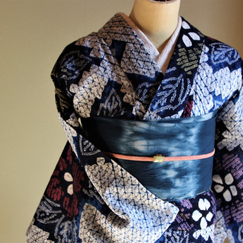 ◇有松鳴海絞り◇【青+紺+黄+薄桃+赤】青から紺のぼかしが綺麗
