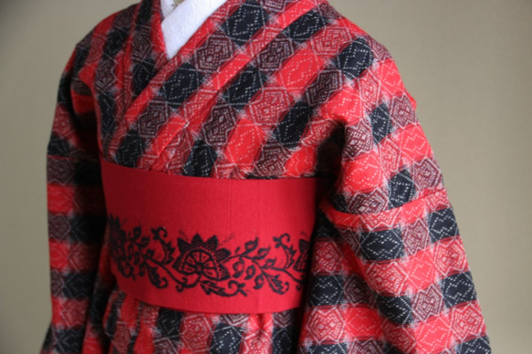 北欧系　赤黒チェックにキルト柄　裄69cm　トールサイズ ウール　和裁師手縫い着物 9枚目の画像