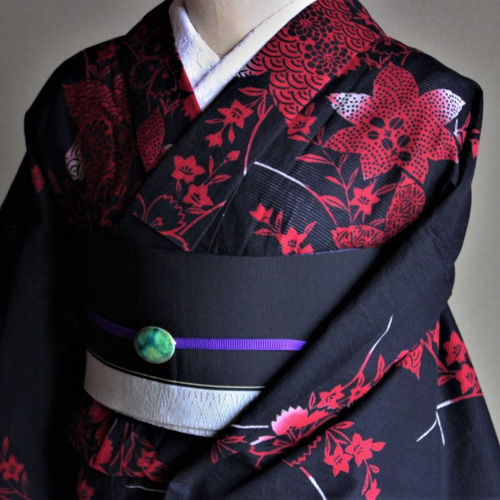 綿絽浴衣◇注染染め 大人シック 黒にぼかしの秋の花々が影絵の