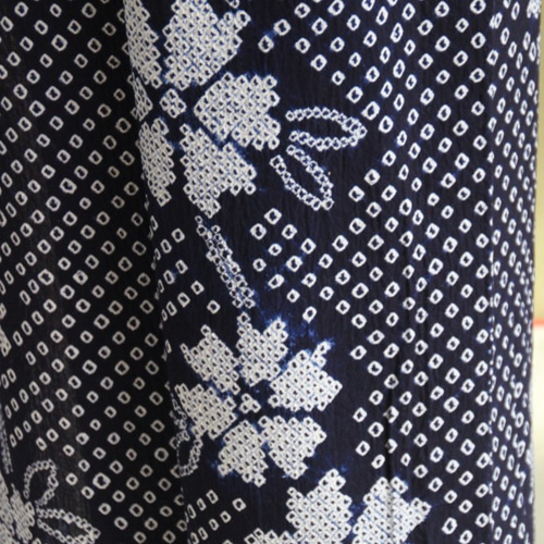 ◇有松鳴海絞り◇【濃紺】古典撫子柄で長くご愛用頂けます 縦