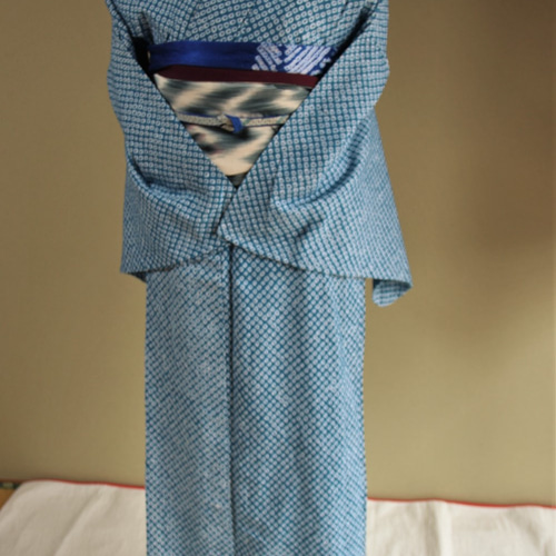 ◇有松鳴海絞り◇【ターコイズブルーの総疋田】他では見れない珍しい色