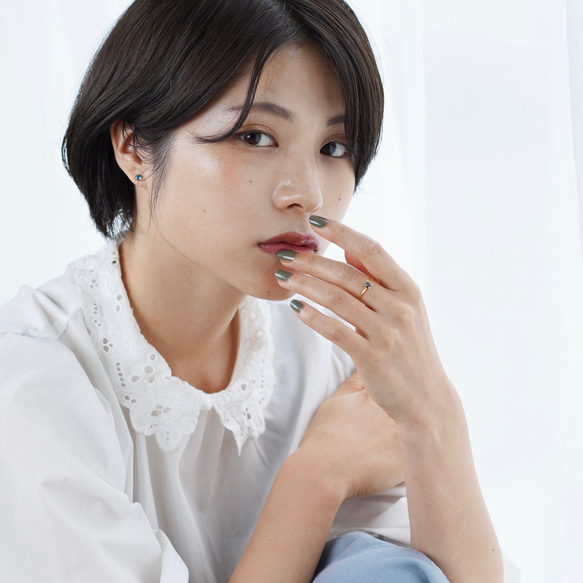 小さなルビーの14kgfスタッドピアス　ゴールド　天然石　プチギフト　赤　金属アレルギー対応　冬　クリスマス 9枚目の画像