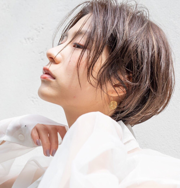 満月のようなコインの14kgfピアス コインピアス　金属アレルギー対応　メンズ　ゴールド　サージカルステンレス　冬 14枚目の画像