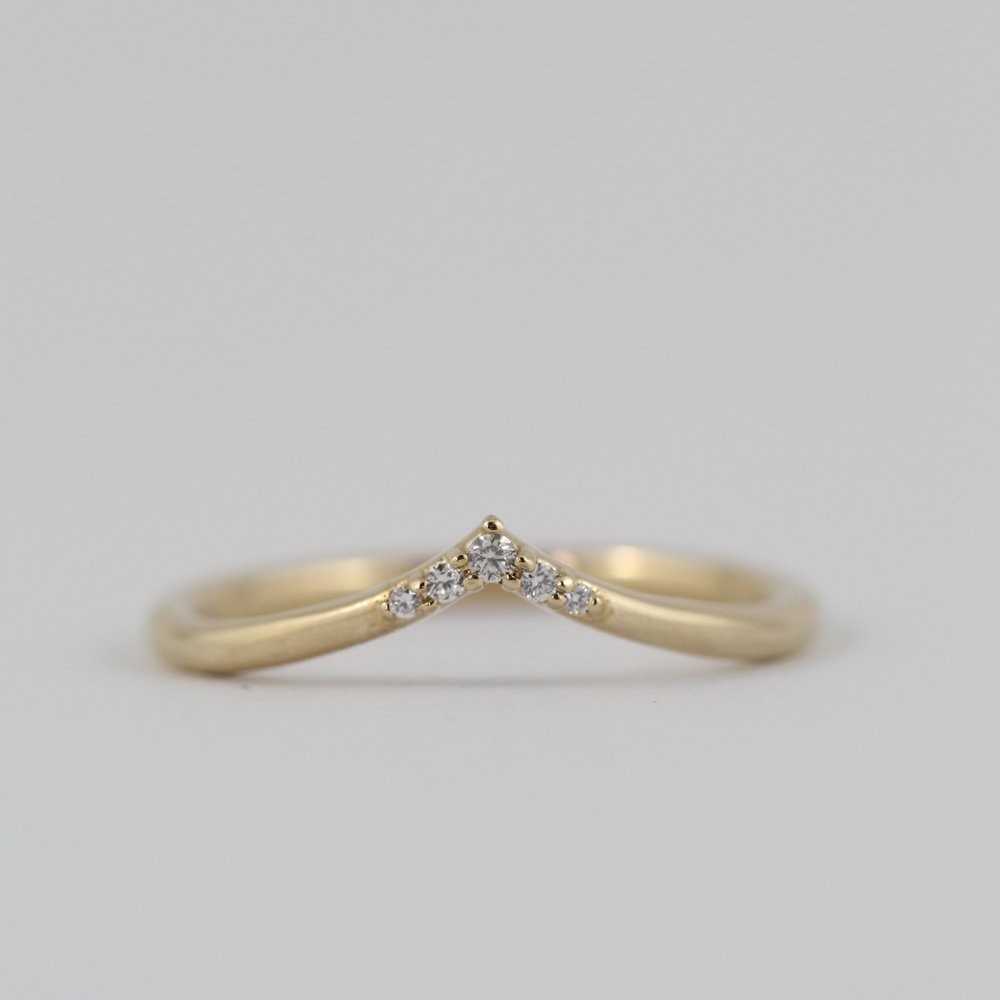 「Ada」ホワイトダイヤモンド14Kイエローゴールドハンドメイドリング/スタックリング/ナックルリング/ウェディング