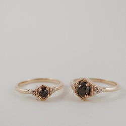 "Drea" Black Diamond Ring 14K Yellow Gold Handmade/堆疊戒/宇宙黑 第3張的照片