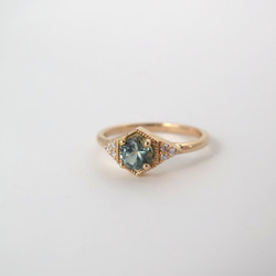 "Drea II" Sapphire 14K Yellow Gold Handmade Ring/堆疊戒/日常搭配/藍色 第2張的照片