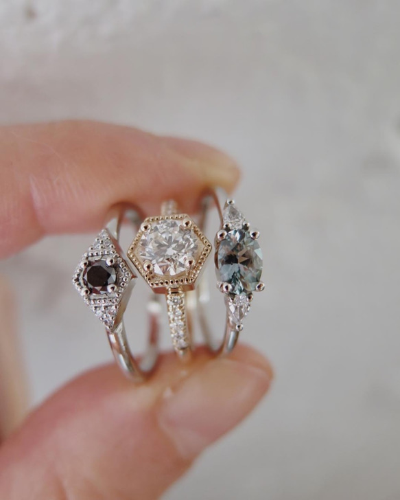 "Rya" Round Cut White Diamond 14K Gold Ring/婚戒/堆疊戒/結婚/求婚/訂婚 第5張的照片