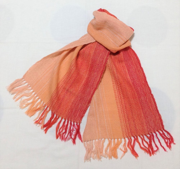 手織りウールのマフラーオレンジ色 7枚目の画像