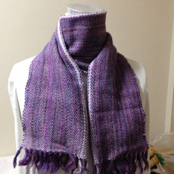手織りウールのマフラー  紫色 5枚目の画像