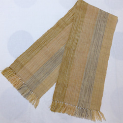 手織りウールのマフラー  茶色/ベージュ 2枚目の画像