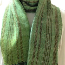 手織りウールのマフラー  緑色 4枚目の画像