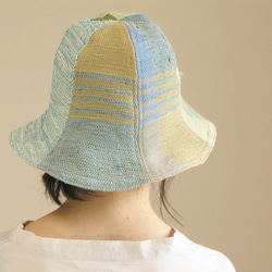 シルクの着物を裂いて織る　naonaoの裂織帽子　一点もの　送料無料 2枚目の画像
