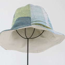 シルクの着物を裂いて織る　naonaoの裂織帽子　一点もの　送料無料 4枚目の画像