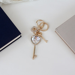 閃光水晶心形鑰匙鑰匙扣和包包吊飾，心形，心形，愛 第2張的照片
