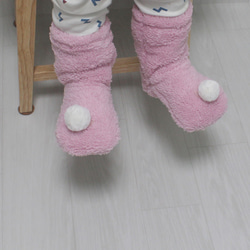 赤ちゃんの靴下/ 赤ちゃんの冬用の靴下/冬用の靴下/baby white pompom socks,冬向け 1枚目の画像