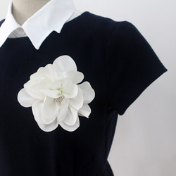 [Creema限定] Big-flower-wedding-corsage , white/black/red 1枚目の画像