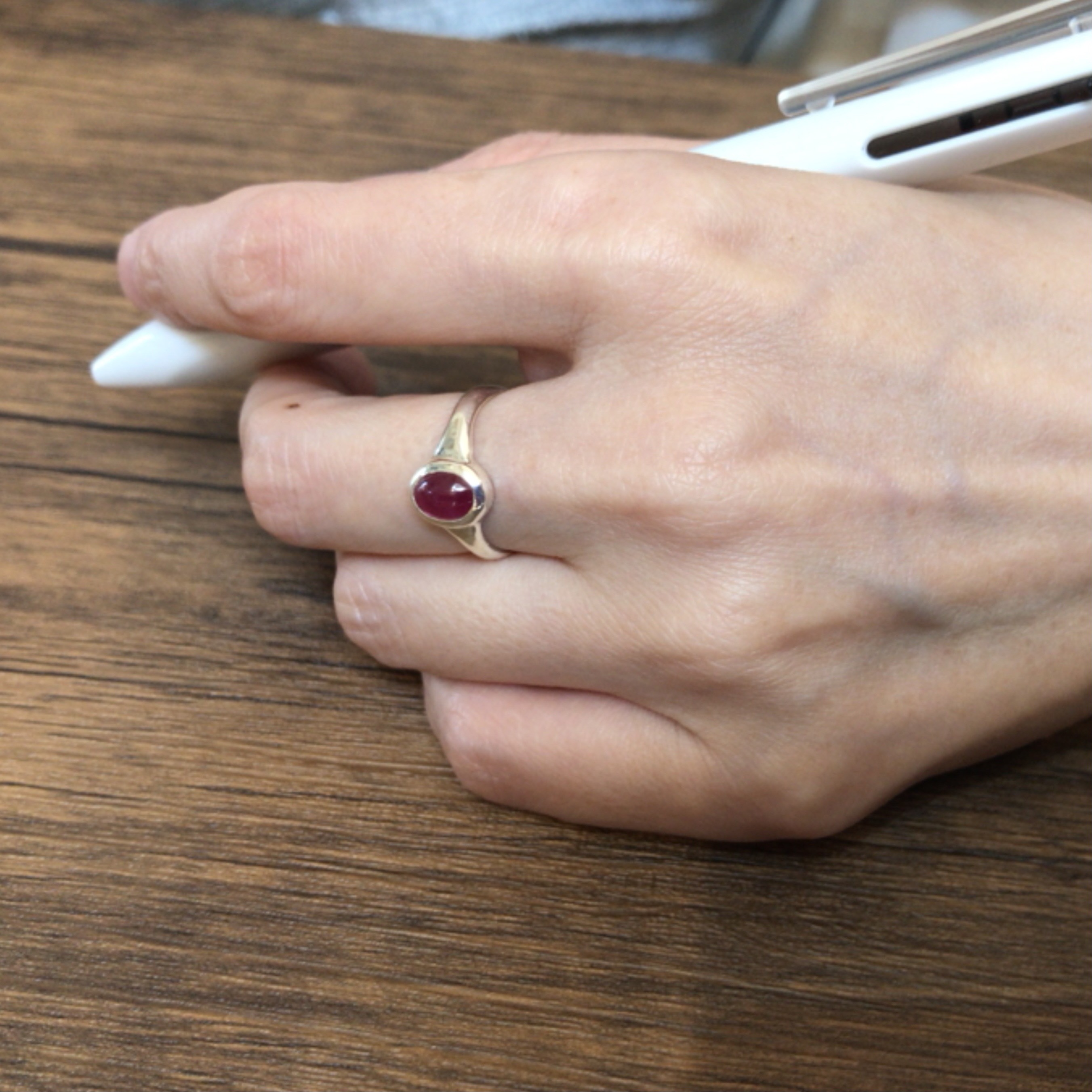 “情熱” ルビーのシンプルリング