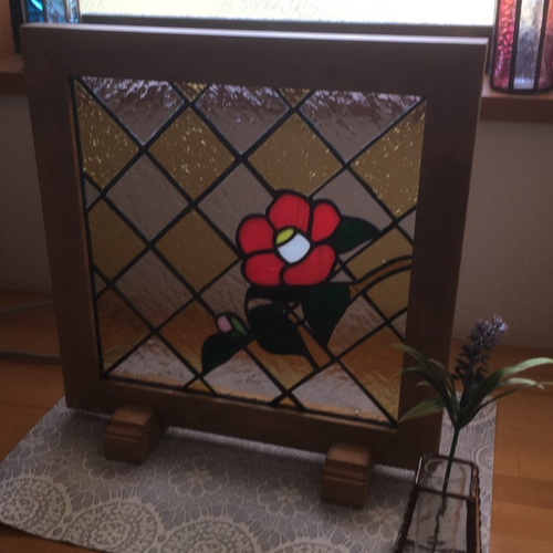 ステンドグラス　椿モチーフのパネル ステンドグラス 椿 パネル 置き飾り その他インテリア雑貨 glassbee88
