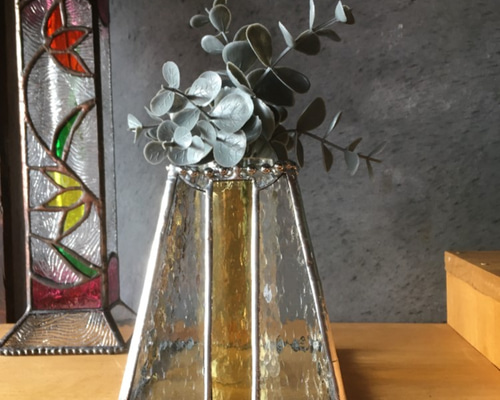 ステンドグラス　一輪挿し ステンドグラスの一輪挿し 一輪挿し・花瓶・花器 ステンドグラス工房