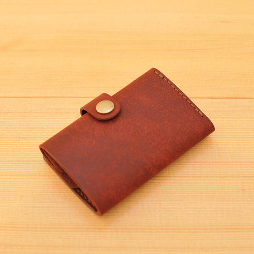 プエブロレザーのコンパクトウォレット コッチネーラ(ワイン