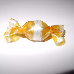 生皮のキャンディーブローチ　イエロー 3枚目の画像