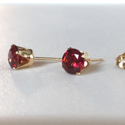 14kgf〜Garnet〜ピアス  6mm 5枚目の画像