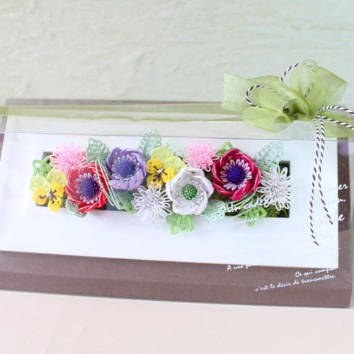 水引*アネモネとビオラのフレームアレンジ（きいろ） タペストリー