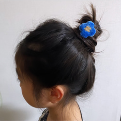 絨毯の様なふわもこ星のヘアゴム&お花のお花のヘアピンセット 6枚目の画像